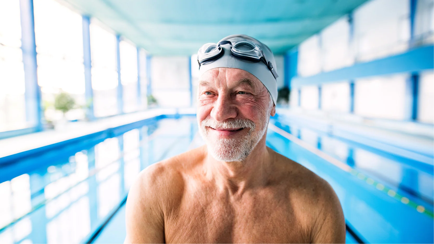 Een man met een veiligheidsbril